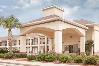 Howard Johnson by Wyndham Lafayette