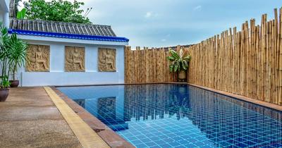 Kata Hill Sea View Hotel