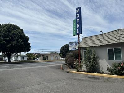 6 Rivers Motel Fortuna near Hwy 101
