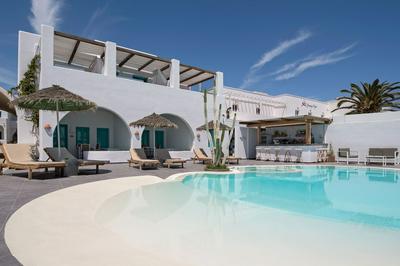 Nissia Beach Apartments and Suites