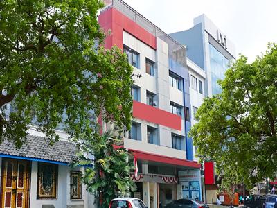 Collection O Losari Near Pantai Losari Formerly Hotel Grand Populer