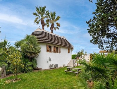 Studio in Le Grau-du-roi Near Sandy Beach