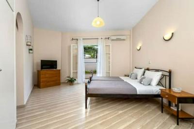 Aristo Apartment by Estia