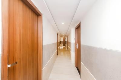 Hotel Qubestay Airport