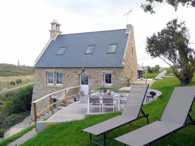 Holiday Home in Plonevez Porzay
