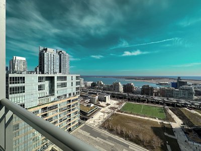 Lux Lakeview Suite CNTower Free Parking