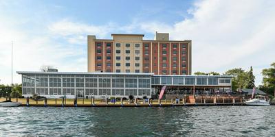 Crowne Plaza Niagara Falls NY Riverside by IHG