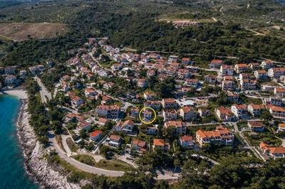 Jela - 50 m From Pebble Beach - A2-marija