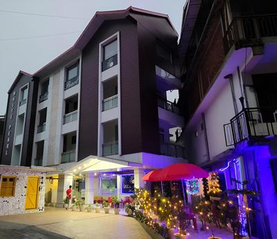 Hotel White Pearl
