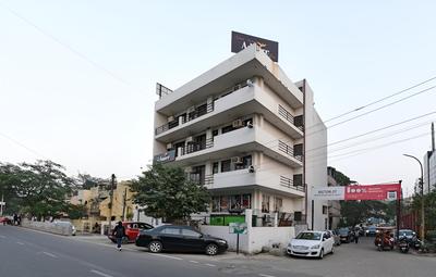 Hotel Admire Inn Vashu