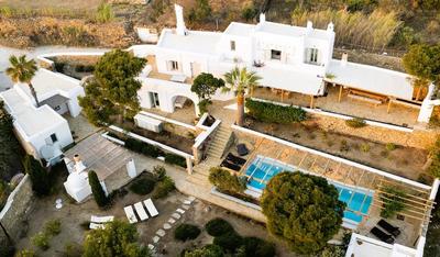 Baroness in Mykonos With 5 Bedrooms and 4 5 Bathrooms
