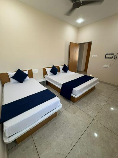 Hotel Darshan Palace - Near Dwarka Railway Station & Shree Dwarkadhish Temple