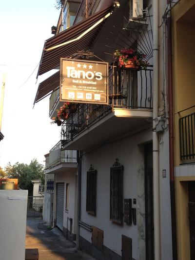 Tano's