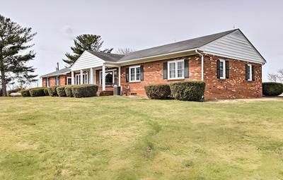 Quaint Elkton Home Near Shenandoah National Park!