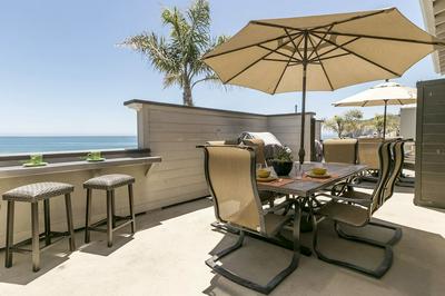 356 Front Street 2 Bedroom Condo by Redawning