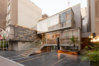 Ayenda Montreal Miraflores