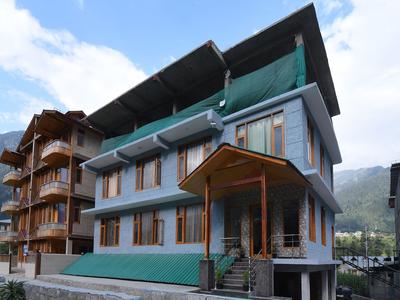 OYO 15699 Hotel Conifer