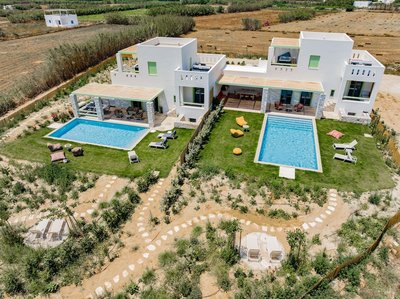 Plioni- Villas With Private Pool & Suites With Hot Tub