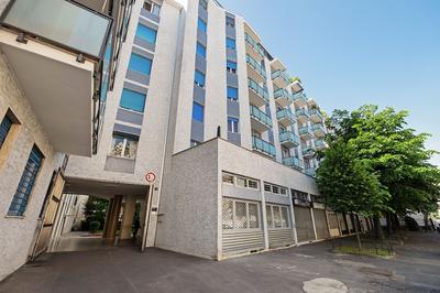 JOIVY Lovely Flat For 4 W/Balcony Near Porta Romana
