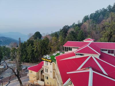 Pinemont Hotel