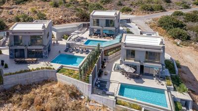 Skyfall Villas - With 12 Bedrooms