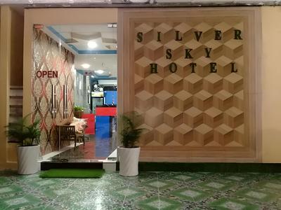 Silver Sky Hotel