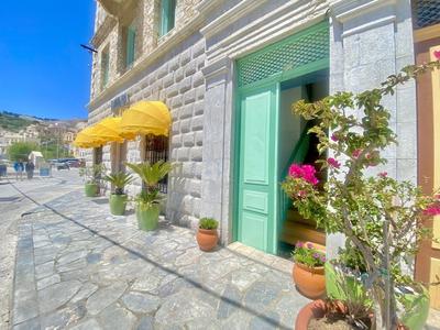 Athenas - Neoclassic Harbour View