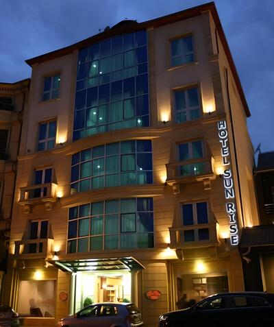 Sun Rise Hotel