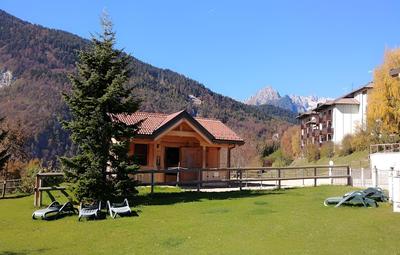 Hotel Belvedere & Paradise Club Center