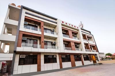 Hotel Basera