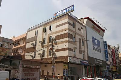 OYO 4882 Hotel Golden Park