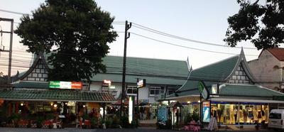 Merlin Plaza Apartments