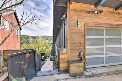 Designer Apartment < 1 Mile to Downtown San Rafael