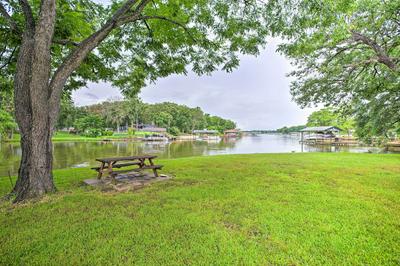 Cedar Creek Reservoir Home w/ Deck & Fire Pit!