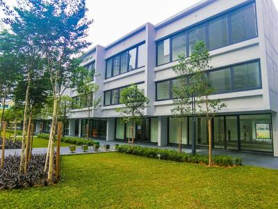 The Hub Service Apartment