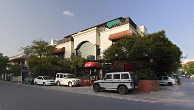 Kailrugji - A City Centre Hotel