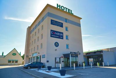 Aka Lodge Lyon Eurexpo Arena Stadium