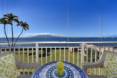 Lahaina Roads #204 1 Bedroom Condo by RedAwning