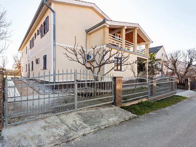 Holiday Home in Jasenice Near Maslenica Beach