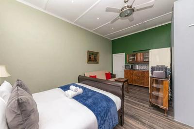 Central and Cosy 1 BD Studio Apartment in Woodstock