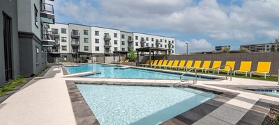 Landing Phoenix Warehouse District