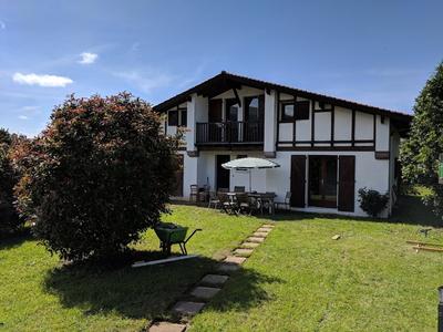 Maison Ascain