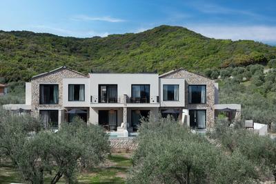 Olivera Suites Sarti