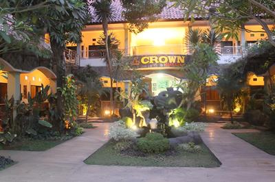 Crown Hotel