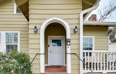 Cozy Vicksburg Home w/ Patio ~ 1 Mi to Riverfront!
