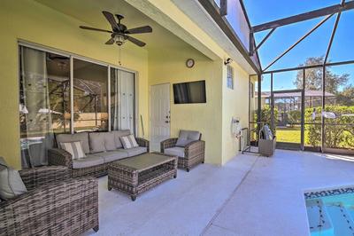 5 Mi to Disney World: Retreat w/ Pool & Lanai!
