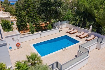 Villa Stephanotis - 3 Bedroom Villa With Pool