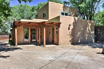 Cozy Home w/ Media Room: Short Walk to Taos Plaza!