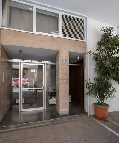Studio penthouse near Acropolis by GHH