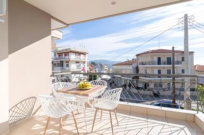 Neos Marmaras Family Suite